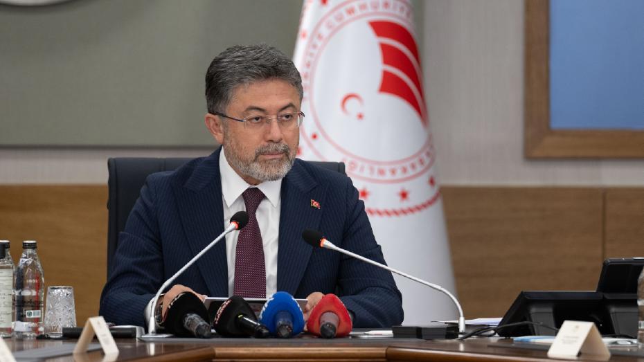 Bakan Yumaklı'dan Orman Yangını Uyarısı: Üç Bölge İçin Kritik Günler
