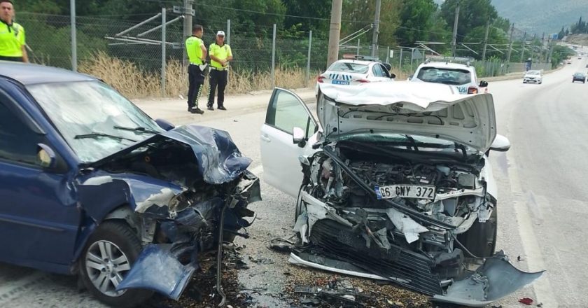 Bilecik’te trafik kazası: 1 ölü, 2 yaralı