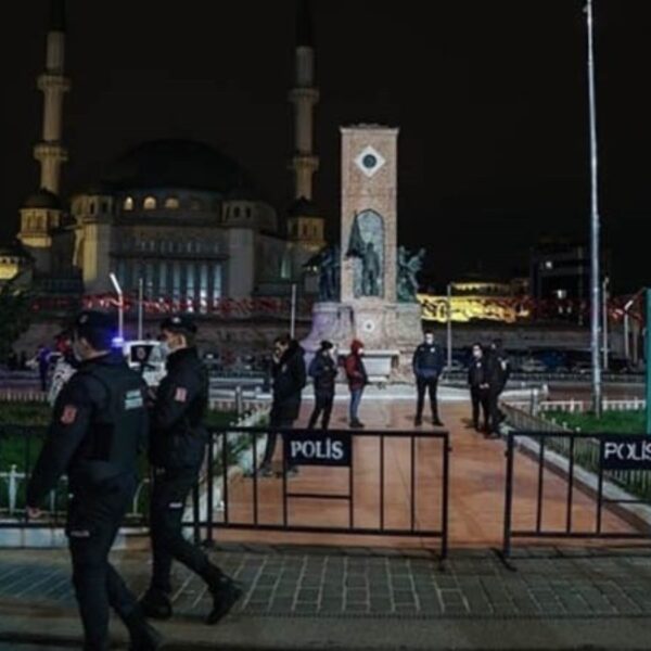 İstanbul’da yılbaşında 55 bin polis görev yapacak