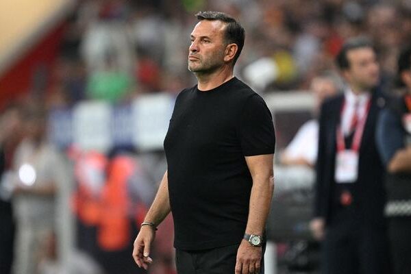 Galatasaray’da teknik direktör Okan Buruk Şampiyonlar Ligi’nde Frankfurt deplasmanı öncesi ilk 11’ini netleştiriyor! Sürpriz değişiklikler yapılıyor…