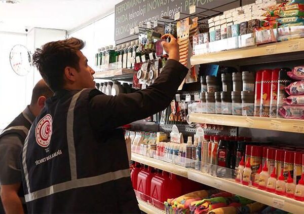 Ticaret Bakanlığı ekipleri market denetimi yaptı
