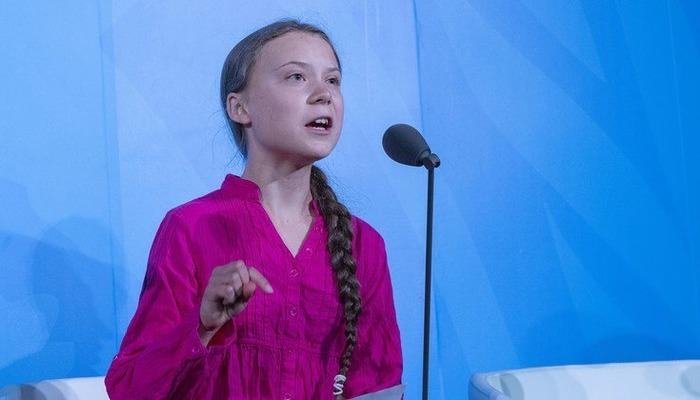 İsrail, Greta Thunberg’i Yunanistan’a sınır dışı edecek