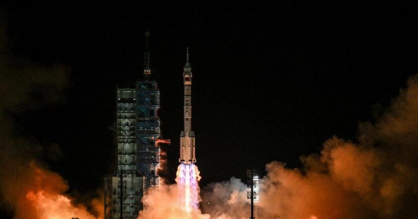 Çin’in Licien-1 Roketi Uzaya Fırlatıldı