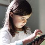 Günümüzün Görünmez Tehdidi: Ekran Maruziyetinin Psikolojik Etkileri