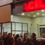 Beyoğlu’nda özel hastane personelinden ücret eylemi